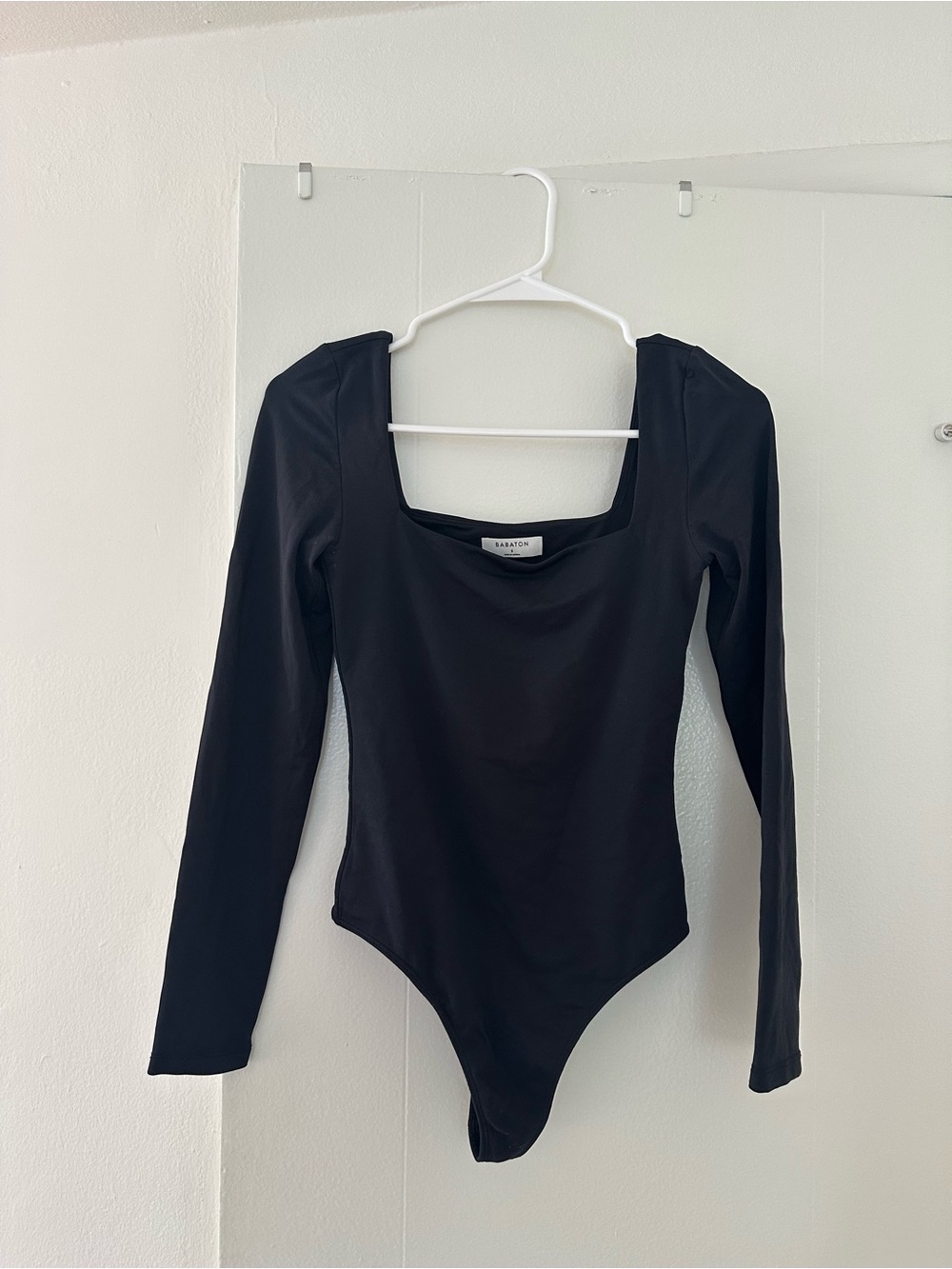 Aritzia Babaton Black Long-Sleeve Square Neck Bodysuit